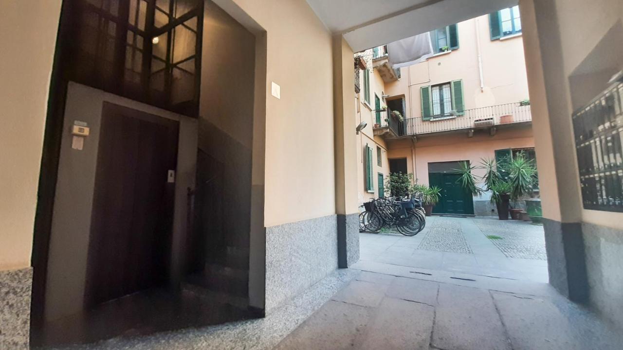 Joivy Light Isola Studio Milan Exterior photo